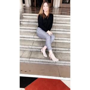 Meet your Posher, Justine